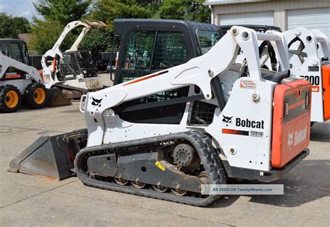 bobcat mini loader specs|smallest bobcat track loader.